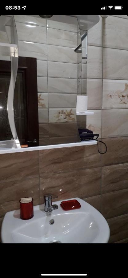 Гостевой Дом La Mer Pizunda Bagian luar foto